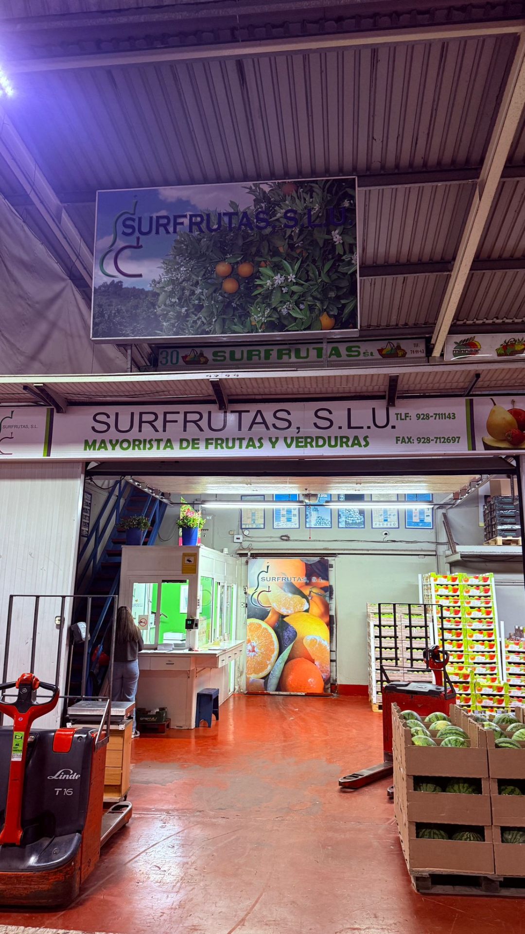 Puesto de Surfrutas SLU en Mercalaspalmas, Las Palmas de Gran Canaria